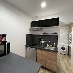 Cosy Rez-de-chaussee Apartment Foix
